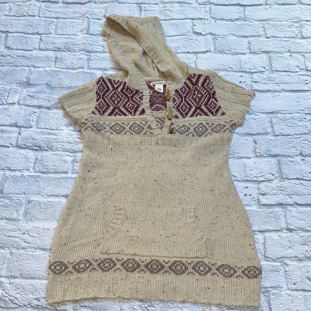 Ruff Hewn Cream and Purple V-Neck Sweater